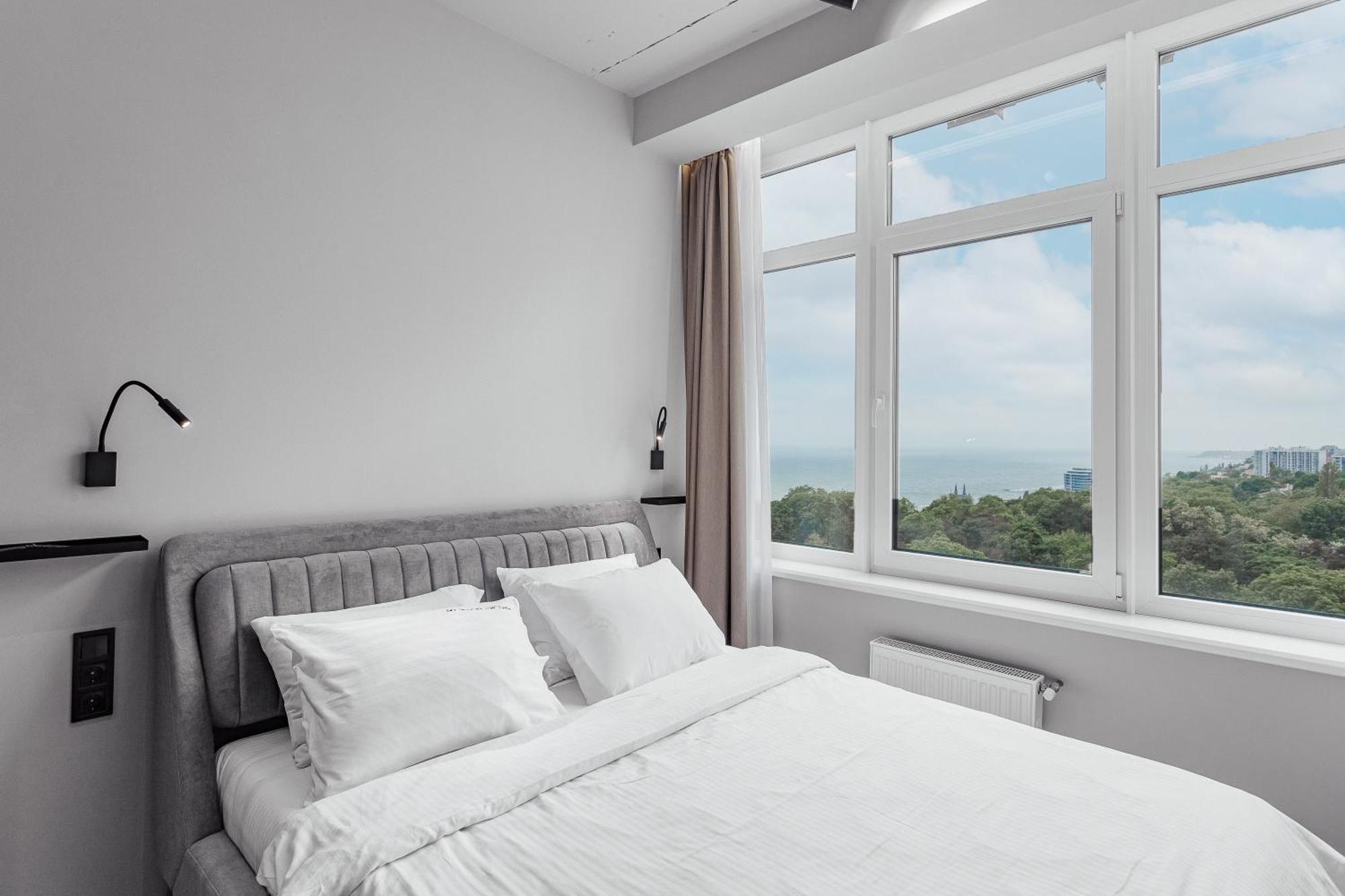 Sea & Sky Apartments أوديسا الغرفة الصورة